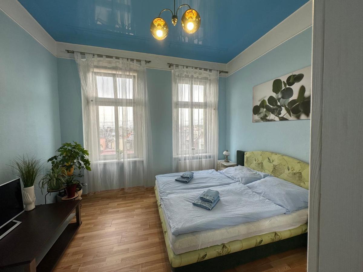 Ferienwohnung Svahova 986/6 Karlsbad Exterior foto