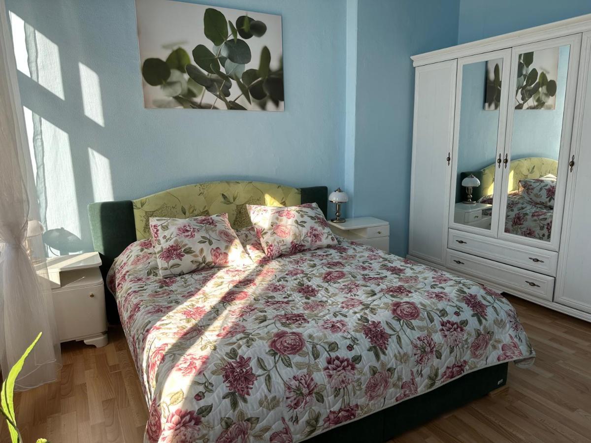 Ferienwohnung Svahova 986/6 Karlsbad Exterior foto